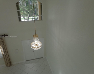 991 Crestview Cir - Photo Thumbnail 35