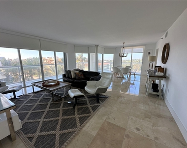 8925 Collins Ave - Photo Thumbnail 9