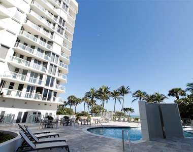 8925 Collins Ave - Photo Thumbnail 38