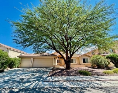 1422 N Blue Saguaro Trail - Photo Thumbnail 0