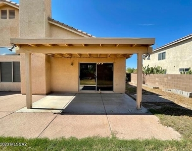 1422 N Blue Saguaro Trail - Photo Thumbnail 35