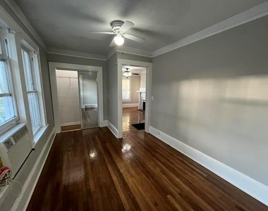 372 Peachtree Avenue Ne - Photo Thumbnail 9