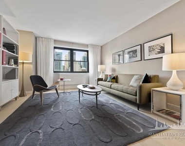 222 East 39th Street - Photo Thumbnail 1