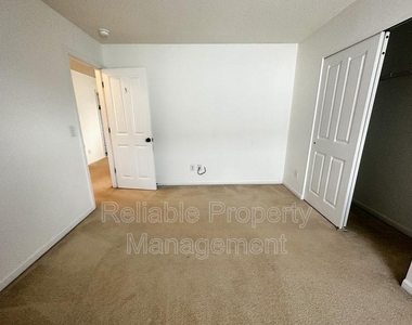 2438 Ferdinand Drive - Photo Thumbnail 10