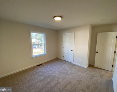 64 Hickory Lane - Photo Thumbnail 23