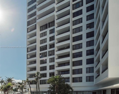 3505 S Ocean Dr - Photo Thumbnail 0