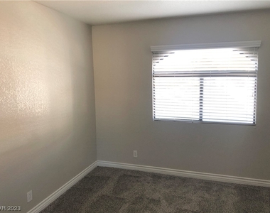 8455 W Sahara Avenue - Photo Thumbnail 13