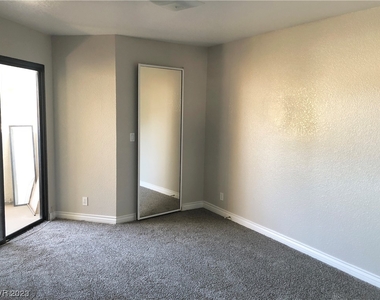 8455 W Sahara Avenue - Photo Thumbnail 16