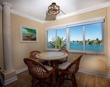 10265 Gulf Boulevard - Photo Thumbnail 2