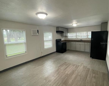 37412 Carringer Rd - Photo Thumbnail 6