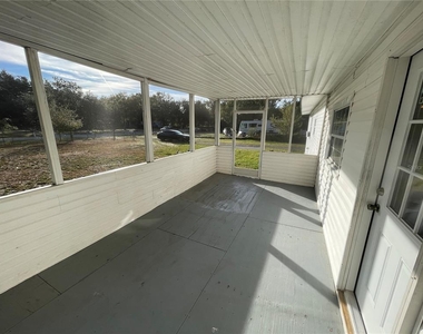 6215 Cedar Glen Drive - Photo Thumbnail 4