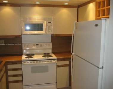 8800 Sw 123 Ct - Photo Thumbnail 1