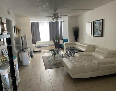 7760 Nw 50th St - Photo Thumbnail 4