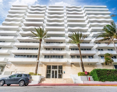 8911 Collins Ave - Photo Thumbnail 40