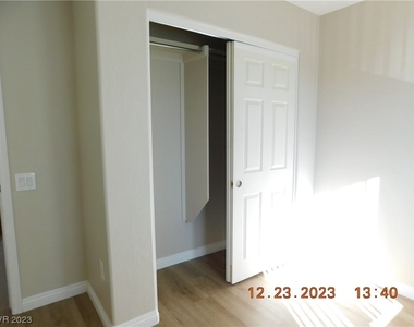 4416 Penguin Avenue - Photo Thumbnail 32