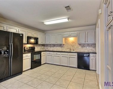 3337 Myrtle Grove Dr - Photo Thumbnail 2