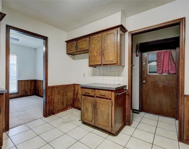 3920 Tamarisk Drive - Photo Thumbnail 35