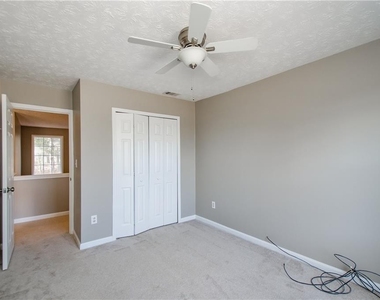 1680 Berrywood Way - Photo Thumbnail 37