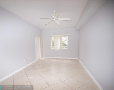 2941 Riverside Dr - Photo Thumbnail 15