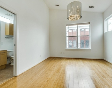 1204 Urban Lofts - Photo Thumbnail 4