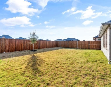 1213 Monestero Lane - Photo Thumbnail 25