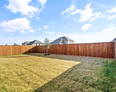 1213 Monestero Lane - Photo Thumbnail 28