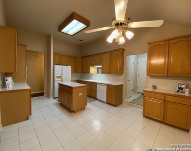 29211 Lawrence Way - Photo Thumbnail 32