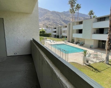 261 E La Verne Way - Photo Thumbnail 13