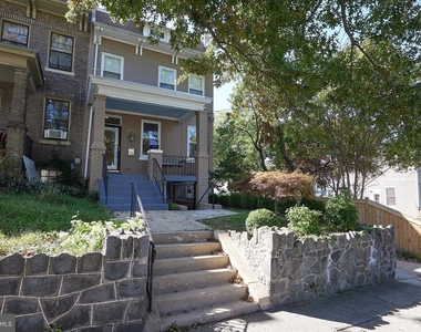 324 Varnum Street Nw - Photo Thumbnail 0