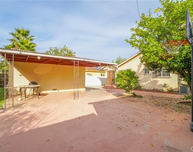 5039 Hesperia Avenue - Photo Thumbnail 18