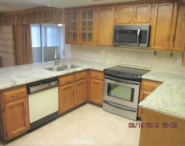 27680 Camden Way - Photo Thumbnail 10