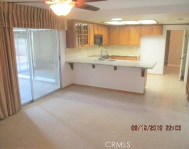 27680 Camden Way - Photo Thumbnail 14