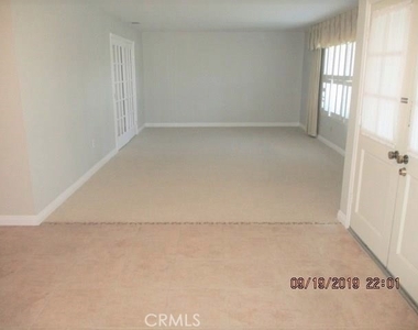 27680 Camden Way - Photo Thumbnail 4