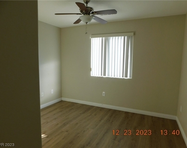 4416 Penguin Avenue - Photo Thumbnail 31