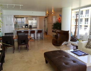 8911 Collins Ave - Photo Thumbnail 7