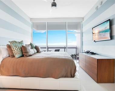 6801 Collins Ave - Photo Thumbnail 5