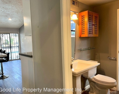 4606 Vandever Ave - Photo Thumbnail 8