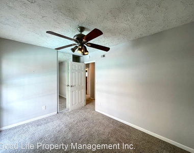 4606 Vandever Ave - Photo Thumbnail 12