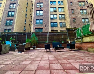 150 East 84th Street - Photo Thumbnail 0