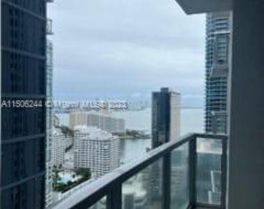 1050 Brickell Ave - Photo Thumbnail 10