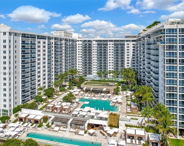 2301 Collins Ave - Photo Thumbnail 26