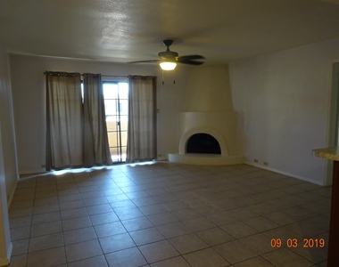 10410 N Cave Creek Road - Photo Thumbnail 8