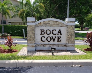 9430 Boca Cove Cir - Photo Thumbnail 0