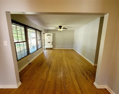 9342 San Fernando Way - Photo Thumbnail 22