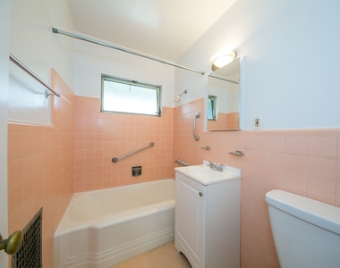 535 S Sierra Madre Blvd - Photo Thumbnail 12