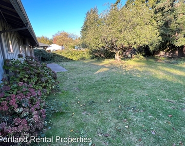 144 Ne 146th Avenue - Photo Thumbnail 20