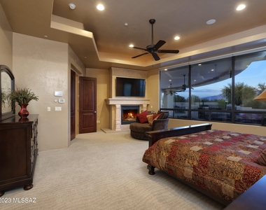 2759 W Desert Splendor Court - Photo Thumbnail 13