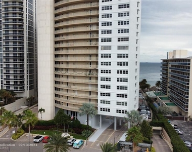 4100 Galt Ocean Dr - Photo Thumbnail 12