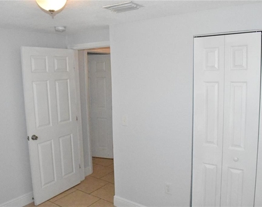 4018 W Nassau Street - Photo Thumbnail 12