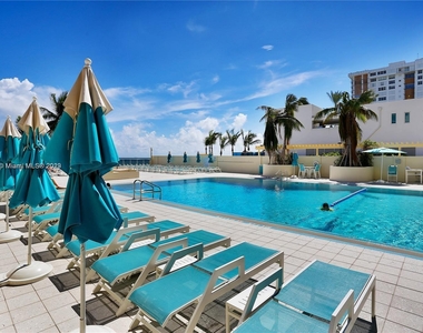 2501 S Ocean Dr - Photo Thumbnail 1